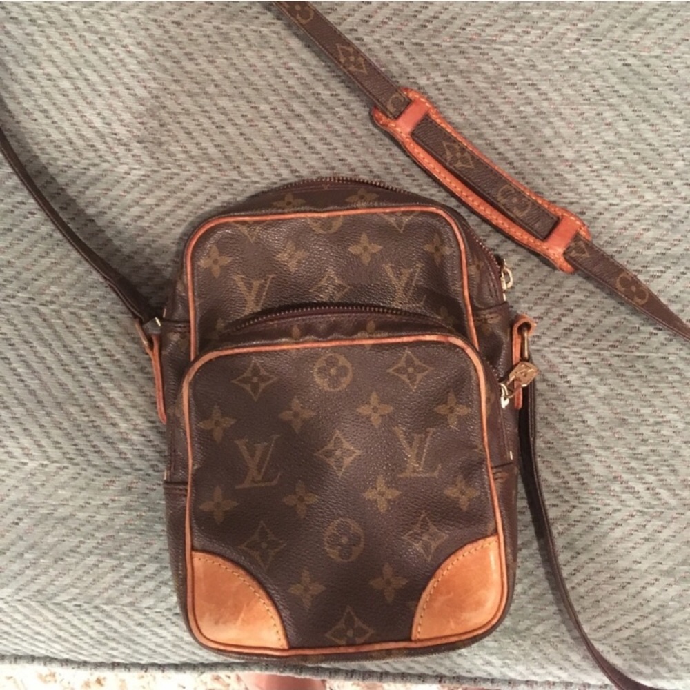 Amazon Louis Vuitton crossbody!
